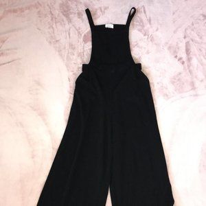 NWT black jumper